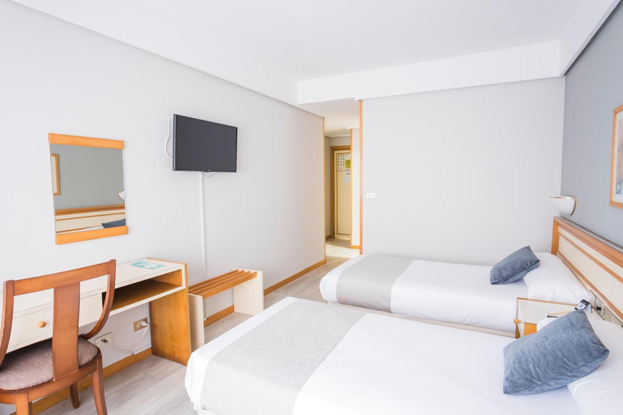 Hotel Alda בוירו מראה חיצוני תמונה