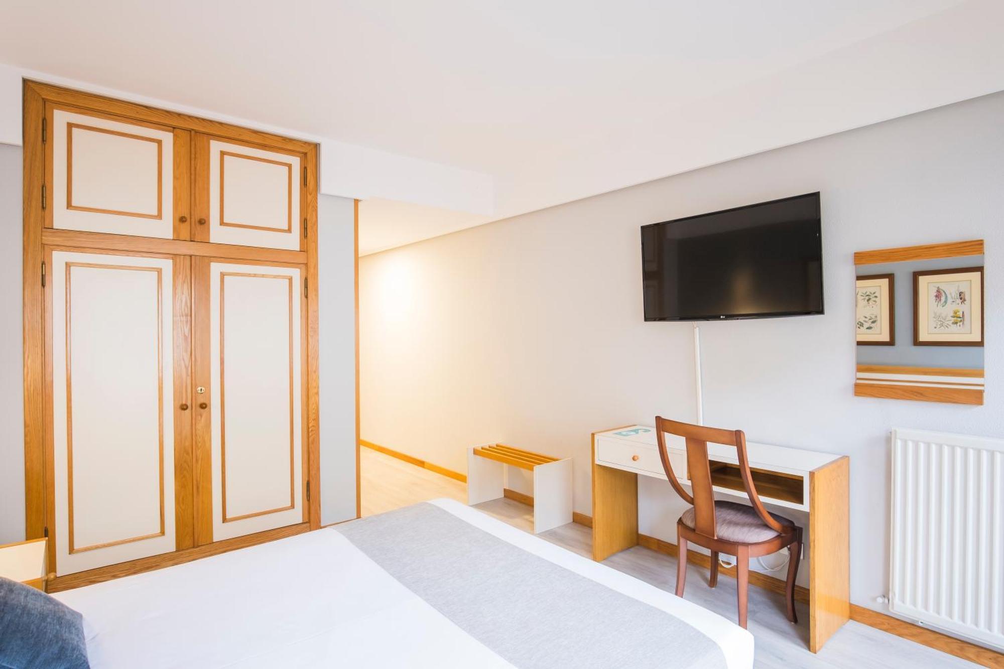 Hotel Alda בוירו מראה חיצוני תמונה