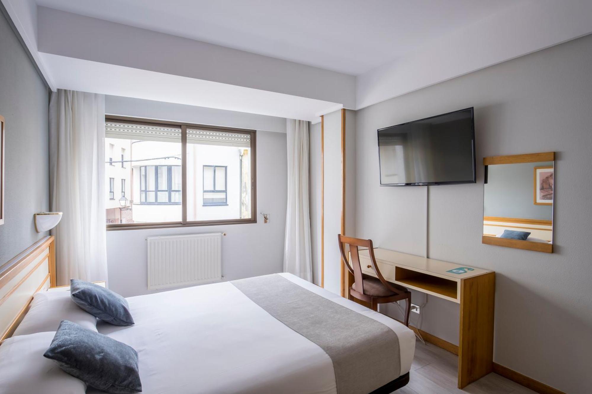 Hotel Alda בוירו מראה חיצוני תמונה