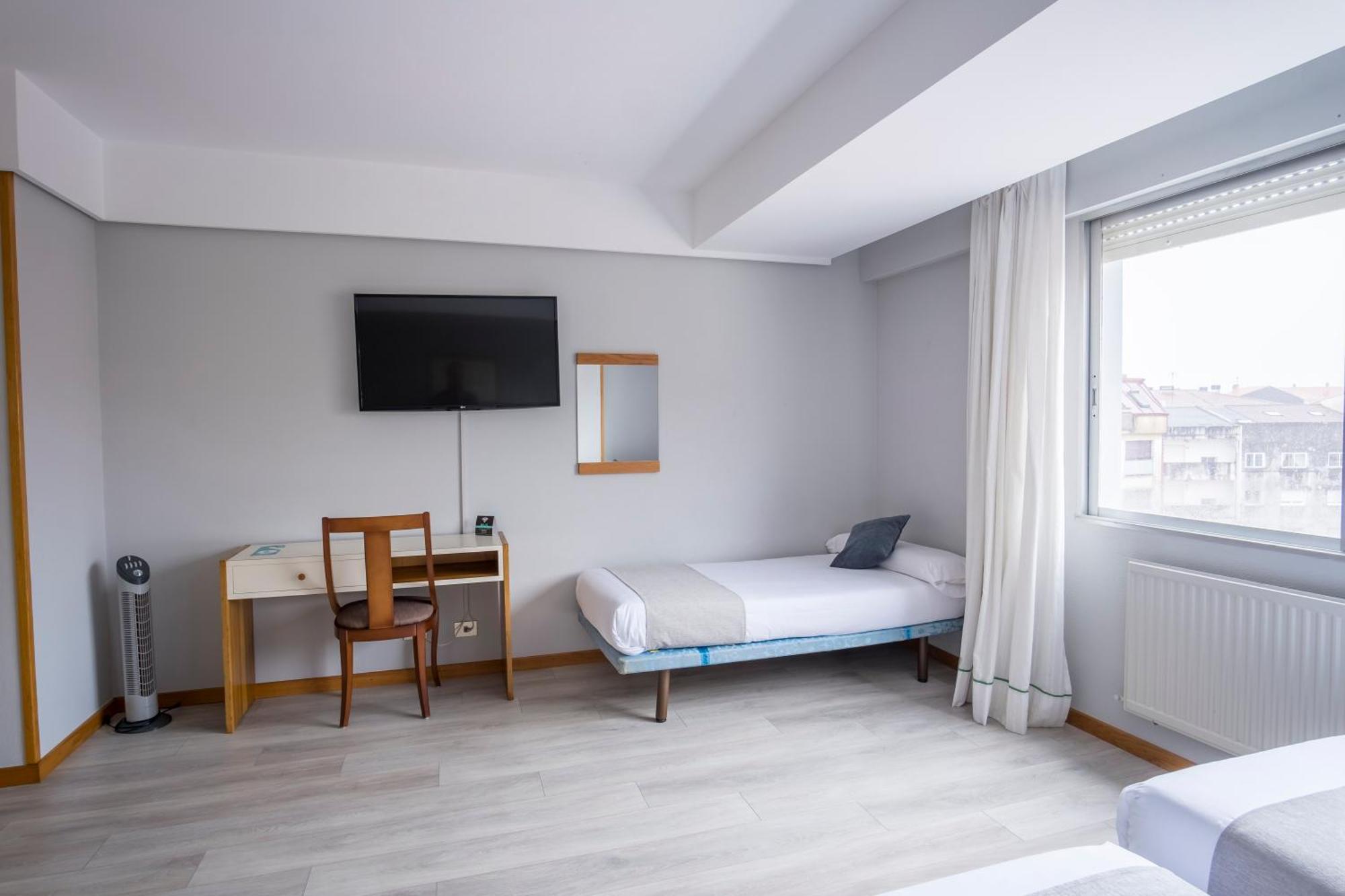 Hotel Alda בוירו מראה חיצוני תמונה