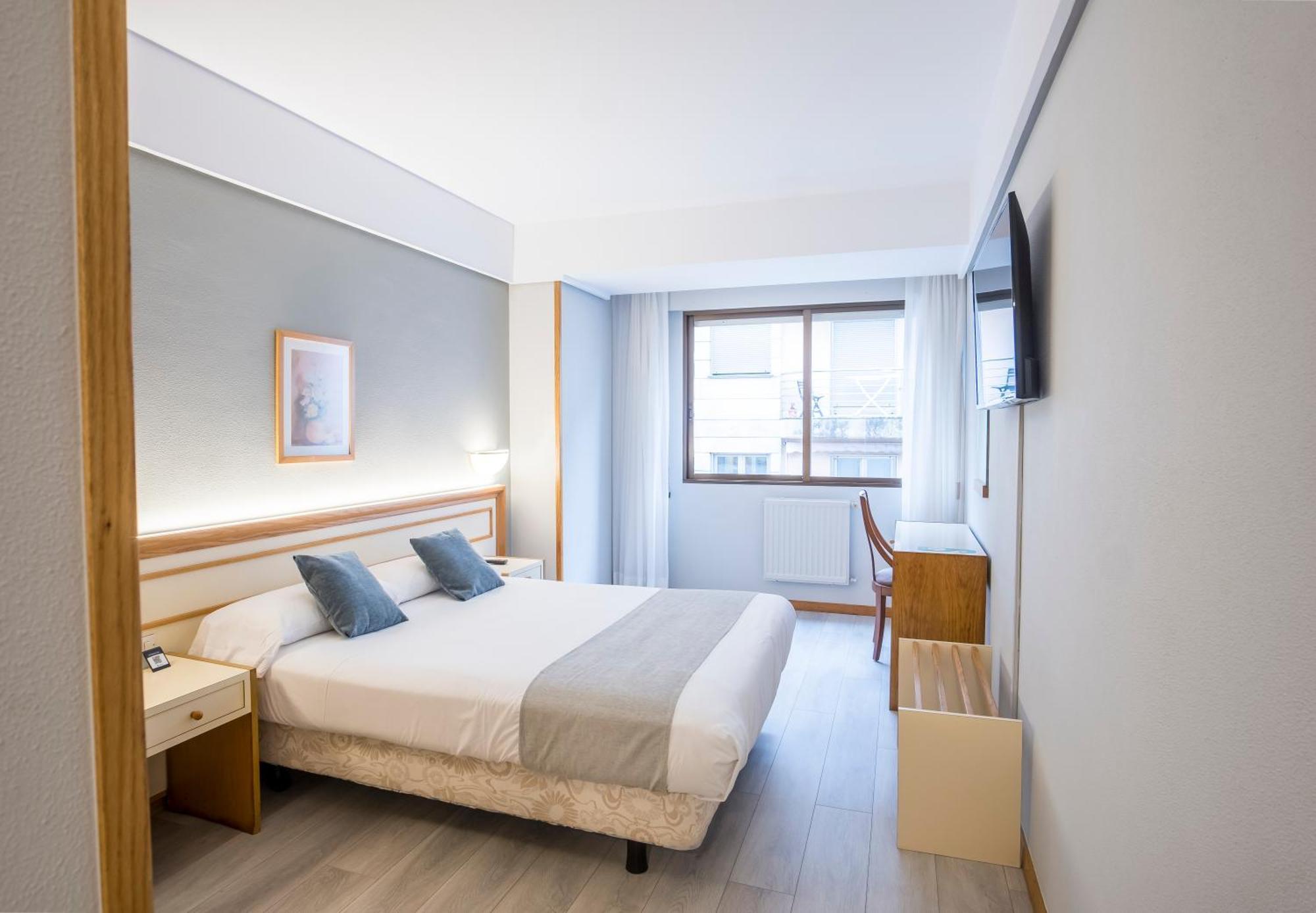 Hotel Alda בוירו מראה חיצוני תמונה