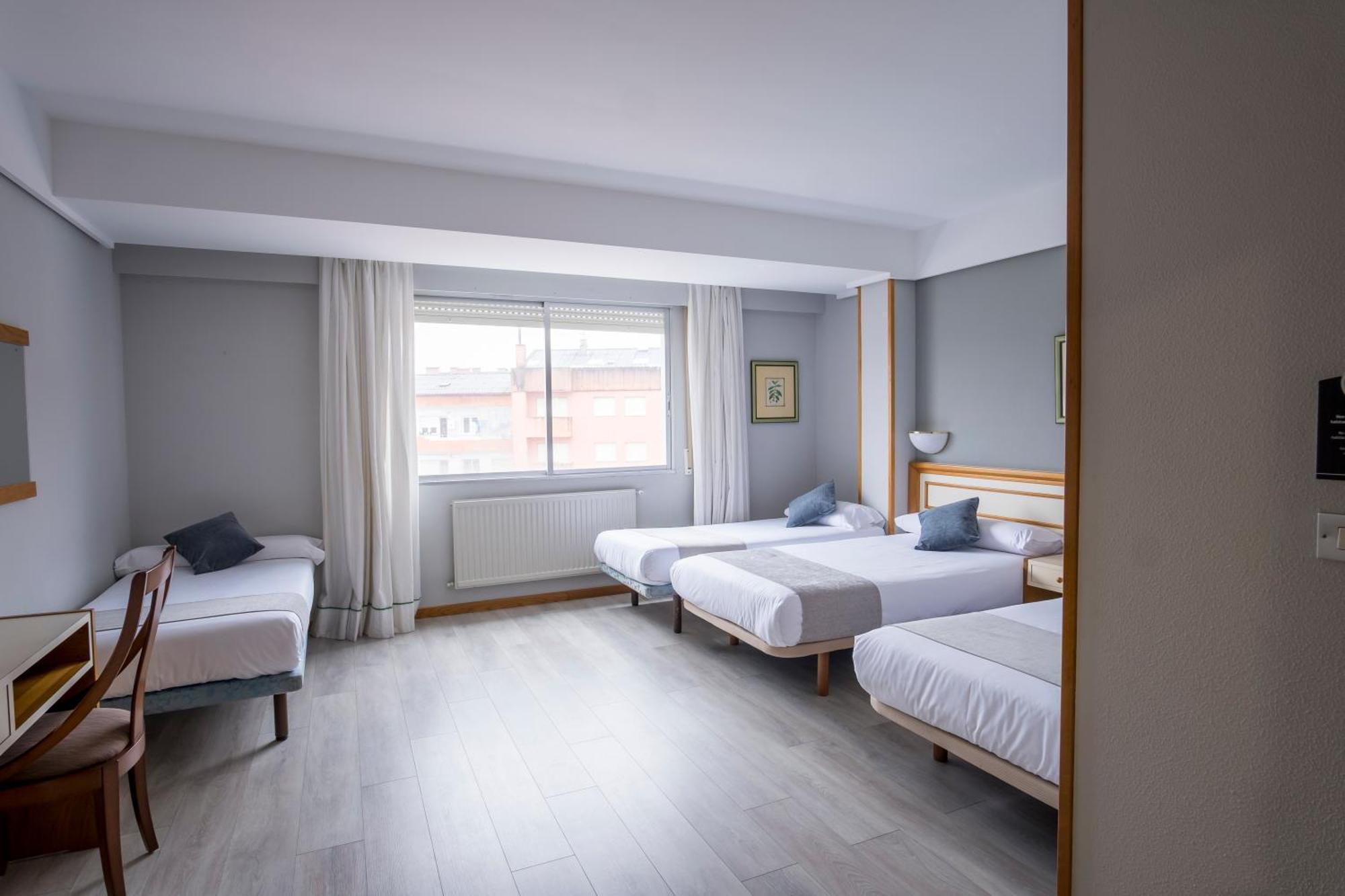 Hotel Alda בוירו מראה חיצוני תמונה
