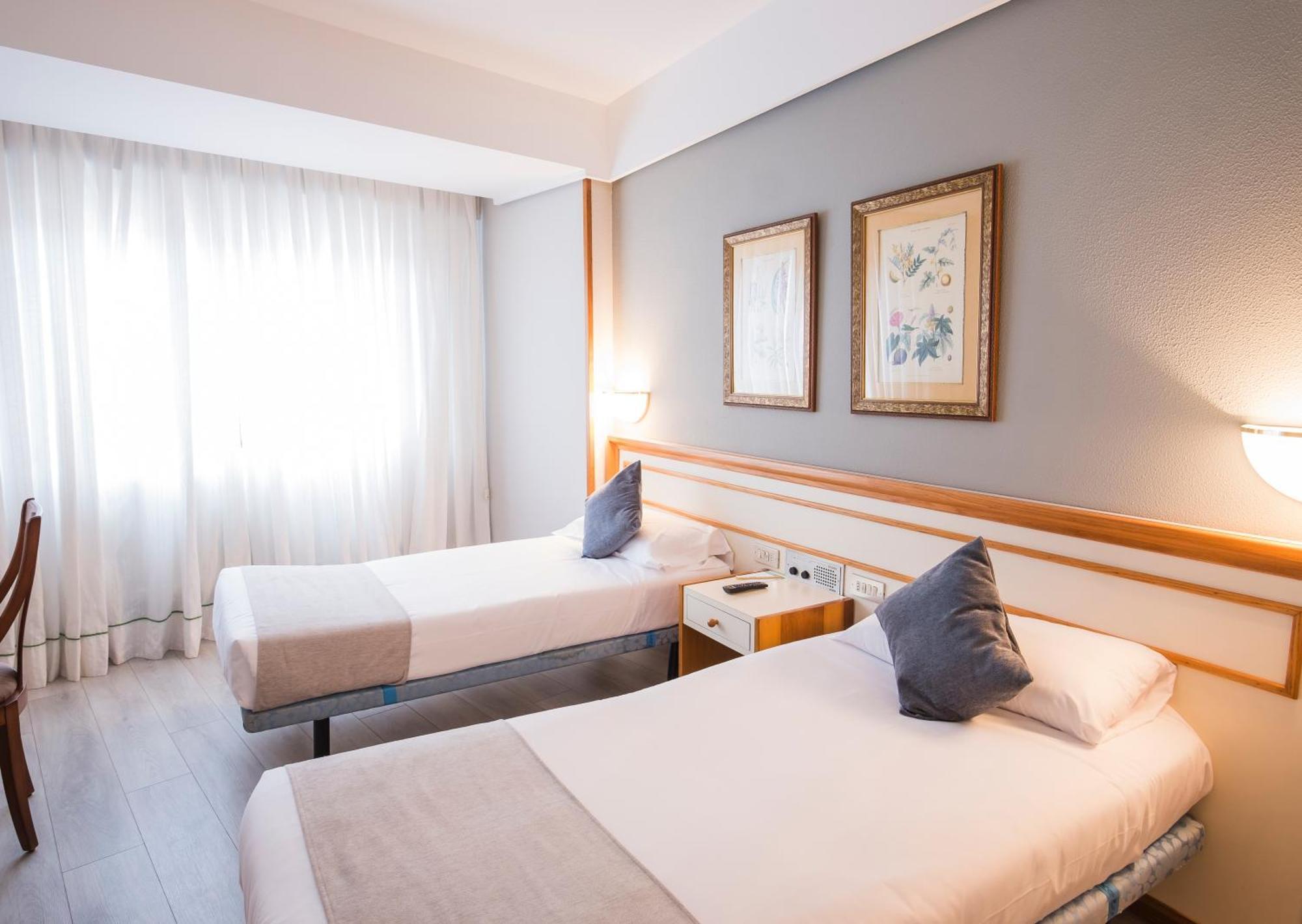 Hotel Alda בוירו מראה חיצוני תמונה